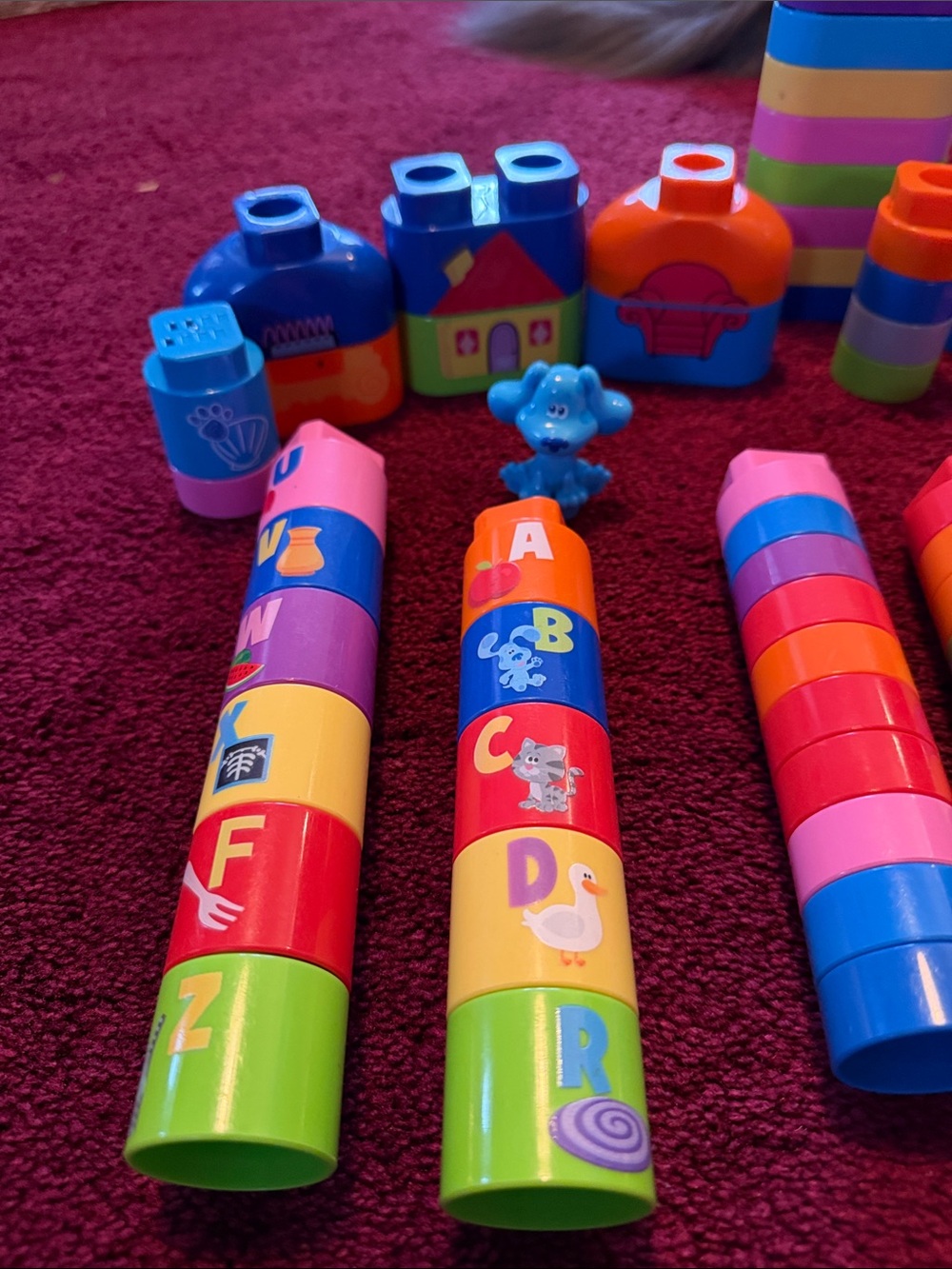 Colorful Interlocking Building Blocks Set for Creative Play - Multicolor - Picture 2 of 6